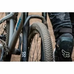 DMR Moto DJ Folding MTB Tyre 9 DMR Moto DJ Folding MTB Tyre -Finish Line DMR Moto DJ Folding MTB Tyre Tyres Black DMR TR MOTO DJ FOLD 26 K 2