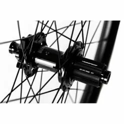 Nukeproof Horizon V2 Rear Wheel 102t -Finish Line Nukeproof Horizon V2 Rear Wheel 102t Back Wheels Black 27 5 NUKHORV2275142HG