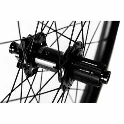 Nukeproof Horizon V2 Wheel ARD And Sealant Bundle -Finish Line Nukeproof Horizon V2 Wheel ARD and Sealant Bundle Wheel Sets Black 29 HG NUKHOR2021BF29HG 8