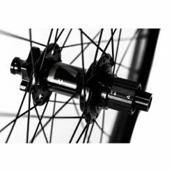 Nukeproof Horizon V2 Wheel ARD And Sealant Bundle -Finish Line Nukeproof Horizon V2 Wheel ARD and Sealant Bundle Wheel Sets Black 29 MS NUKHOR2021BF29MS