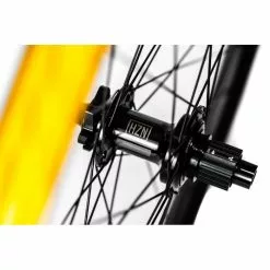 Nukeproof Horizon V2 Wheel ARD And Sealant Bundle -Finish Line Nukeproof Horizon V2 Wheel ARD and Sealant Bundle Wheel Sets Black 29 MS NUKHOR2021BF29MS 3
