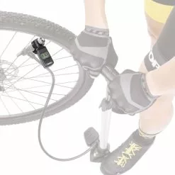 Topeak Shuttle Gauge Digital -Finish Line Topeak Shuttle Gauge Digital Internal Black NotSet TSUTG 03 3